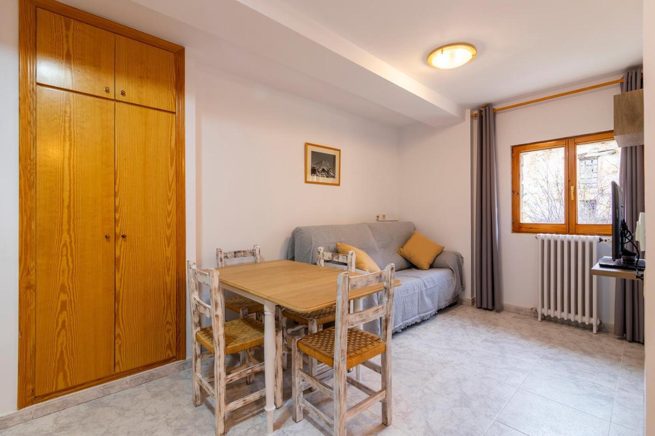Apartamentos Vicenta Valdelinares  Eksteriør bilde